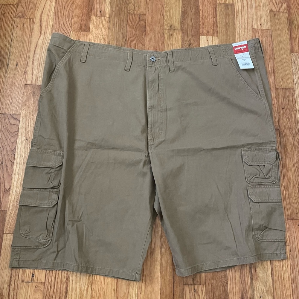 Wrangler Men’s Flat Front Cargo Shorts Tan - Size 50